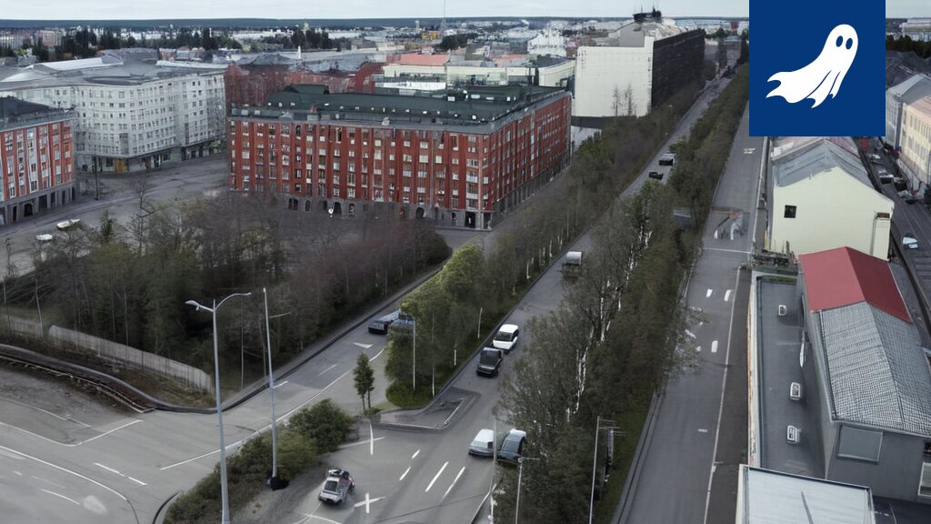 Sarjakuvamainen kuva Hämeenkadusta, jossa ihmiset jonottavat pienenpieniin WC-koppeihin.