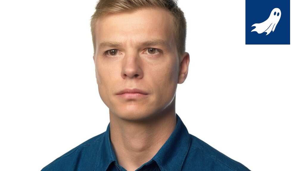 Satiirinen kuva EU-parlamentista täynnä viritettyjä sähkömopoja ja mopoilijoita.