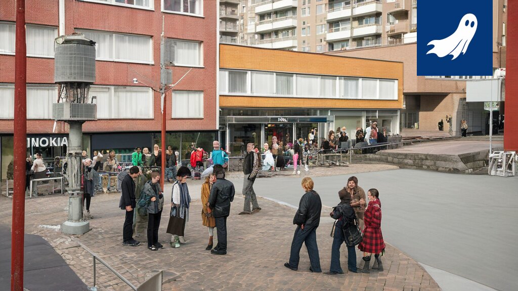 ProfitoBot-3000x -algoritmin logo tai kuva Tampereen kaupungintalosta, symboloiden taloudellista ahdinkoa ja uusia ratkaisuja.