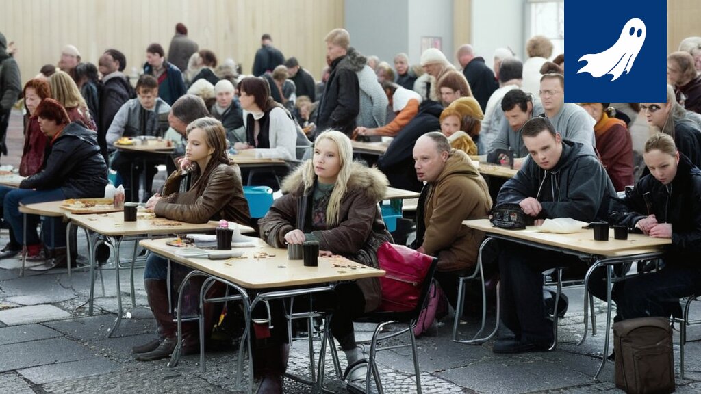 Kuva Tampereen Yliopistonkadusta, jossa näkyy pormestarin sijoitusasunto ja viitteitä kaavoituspäätöksistä.