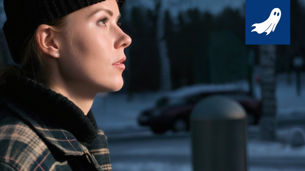 Sarjakuvamainen kuva Krister Savosesta kypärä päässä, aivojen ympärillä vilkkuvia valoja ja sateenkaaren värejä.