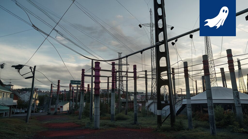 Sammuneet turbiinit Pietarsaaren voimalalla, joita ihmiset tuijottavat 'energeettisen harmonisoinnin' toivossa.